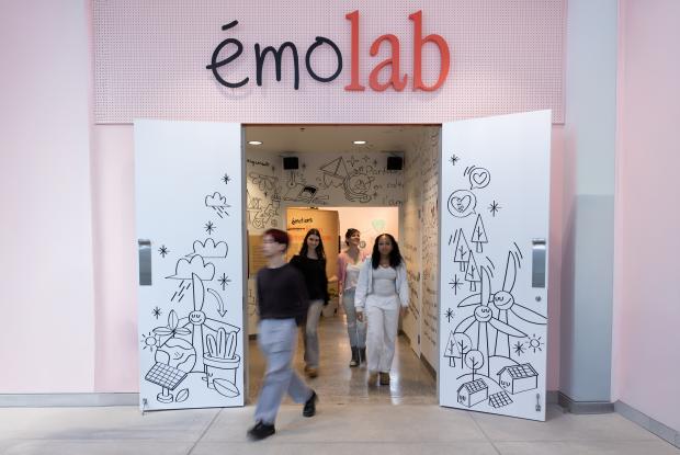 Entrée de l'exposition Émolab