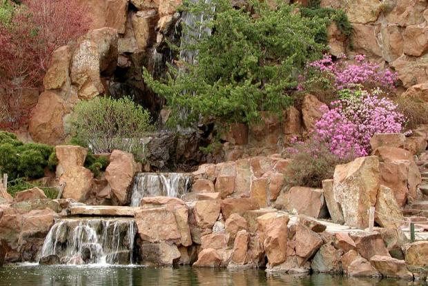 Trois éléments d'un jardin chinois traditionnel Trois éléments d'un jardin chinois traditionnel
